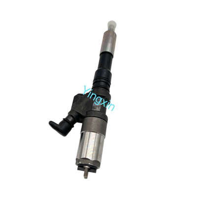 0950001211 Common Rail Fuel Injector Komatsu 6D125 Diesel Injector Assembly
