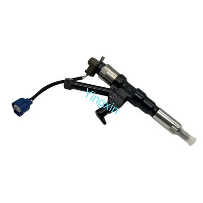 095000-5215 DENSO Injector 239101250 Hino 700 Truck Replacement Parts